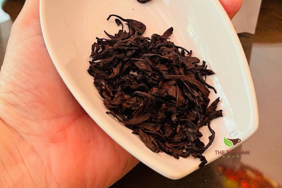a pile of big red robe oolong tea